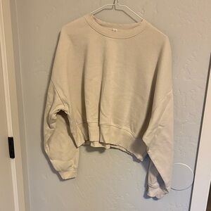 Casual Cream Crop Sweatshirt